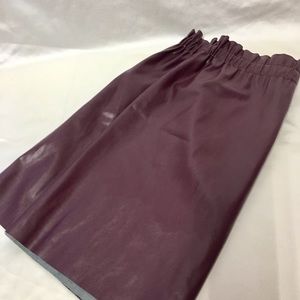 LOFT Burgundy Skirt faux leather skirt *awesome